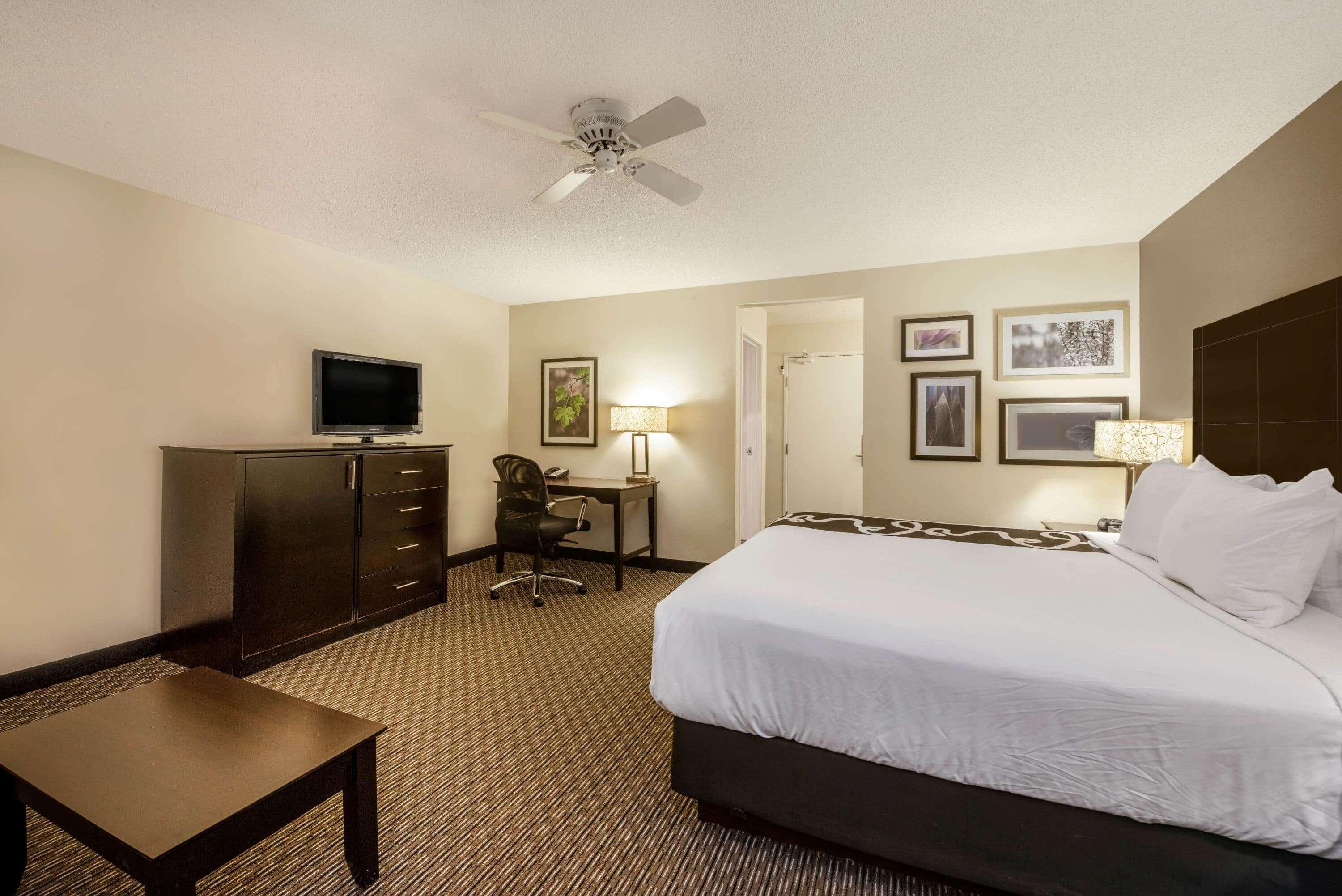 La Quinta By Wyndham Cleveland Macedonia Hotell Eksteriør bilde