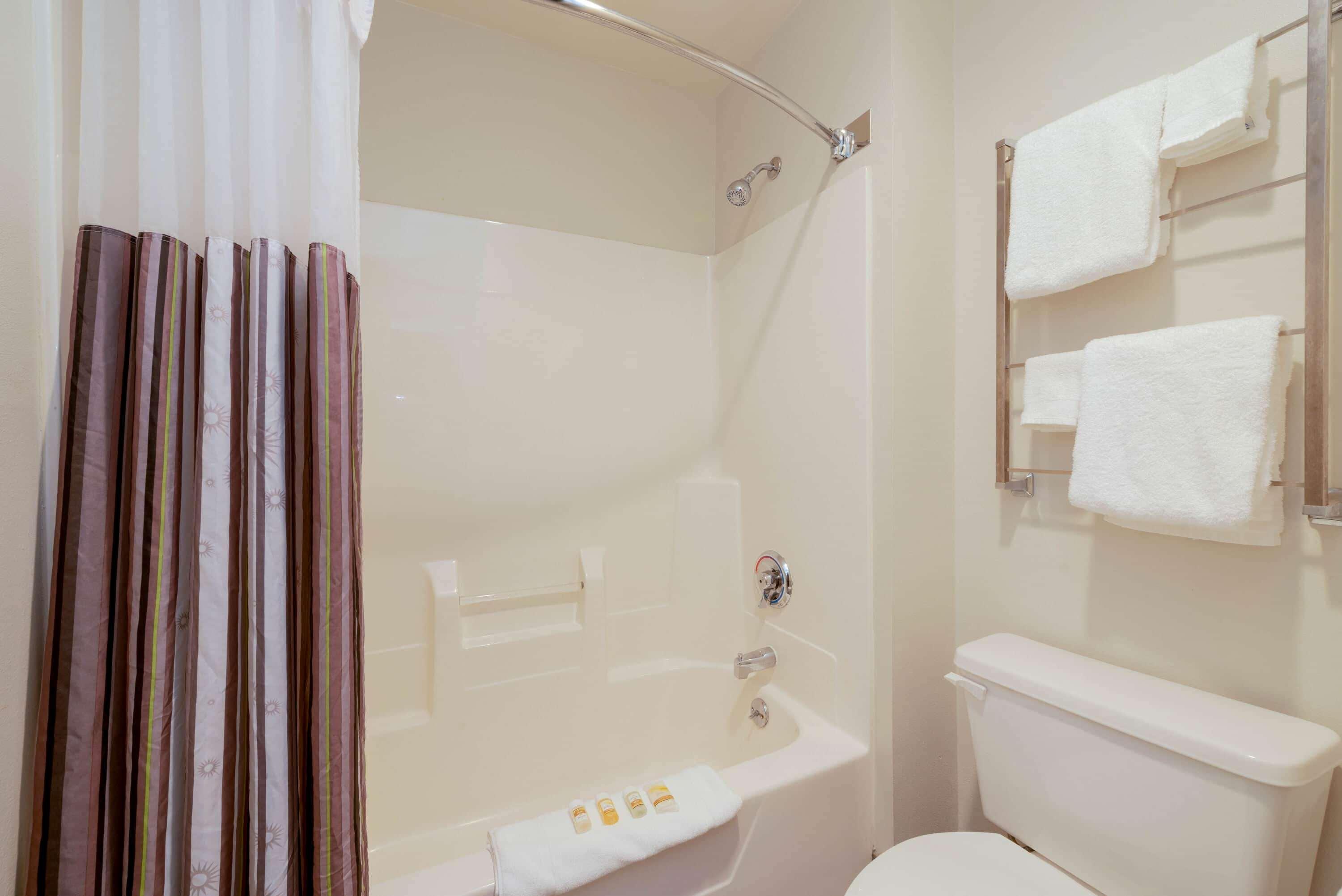 La Quinta By Wyndham Cleveland Macedonia Hotell Eksteriør bilde