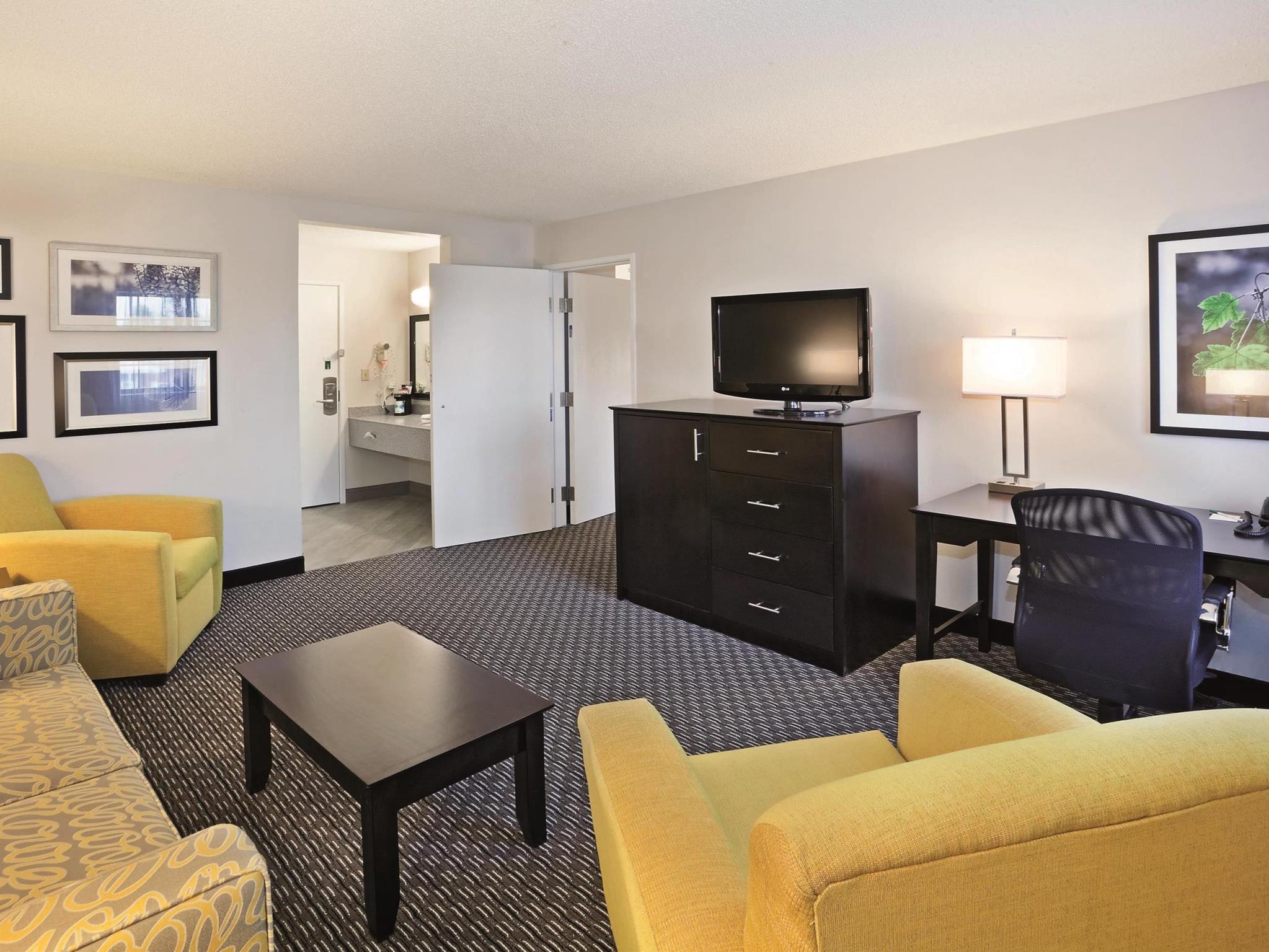 La Quinta By Wyndham Cleveland Macedonia Hotell Eksteriør bilde