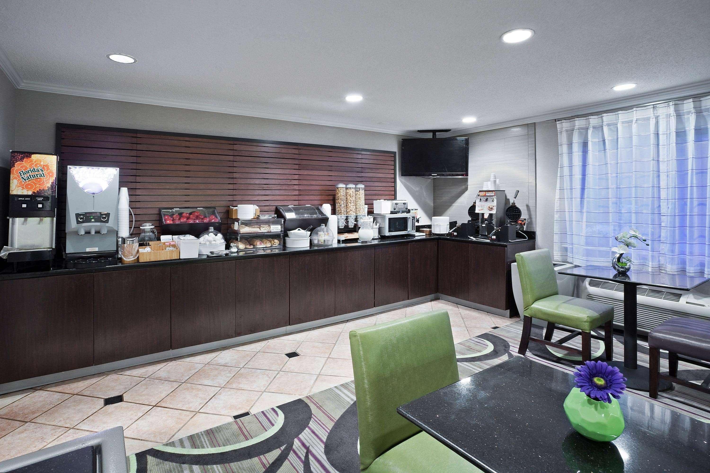 La Quinta By Wyndham Cleveland Macedonia Hotell Eksteriør bilde