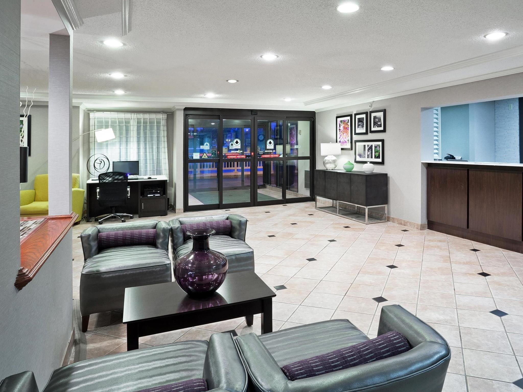 La Quinta By Wyndham Cleveland Macedonia Hotell Eksteriør bilde
